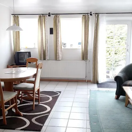 Ferien- Und Reiterparadies Vosshoernerhof * Neuschoo